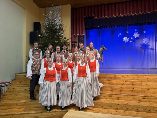 VPDK SUNTA koncertā'' Man pilnas saujas tikko uzsniguša sniega''